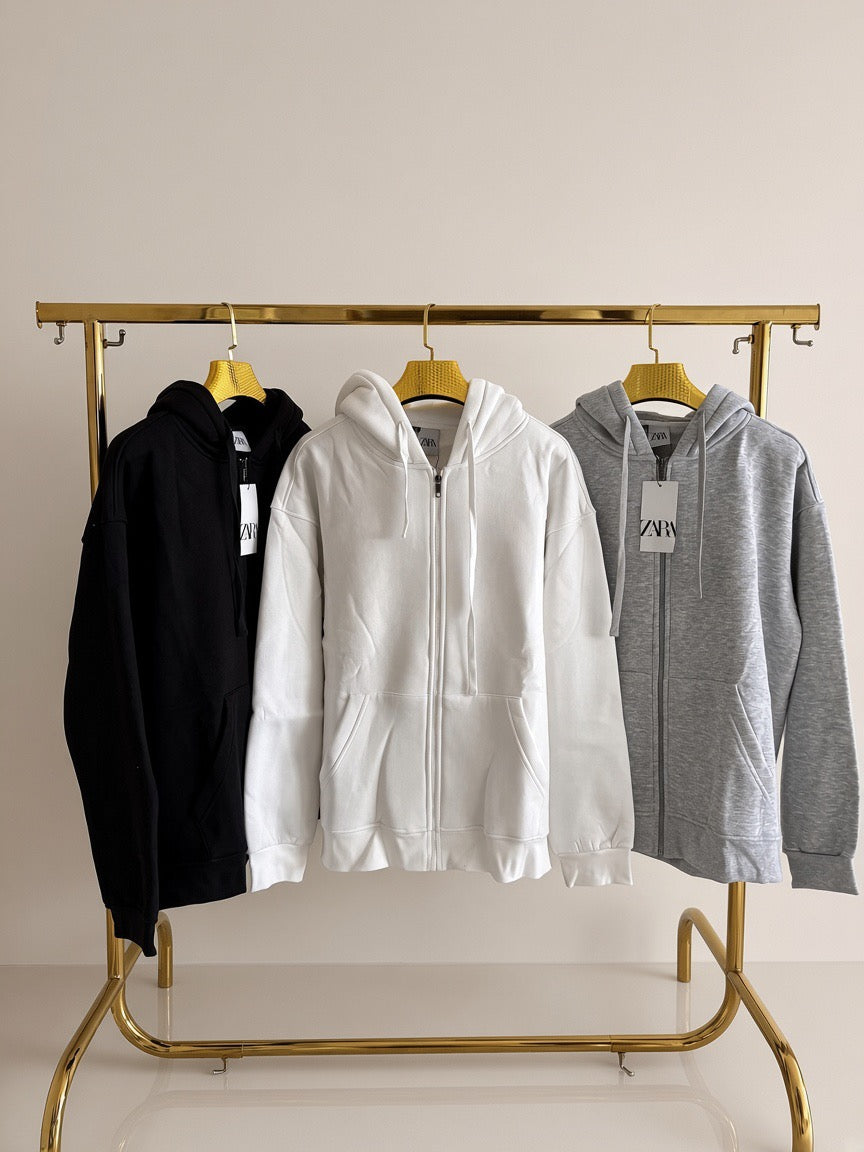 HOODIE ZIPPÉ – 200 DH