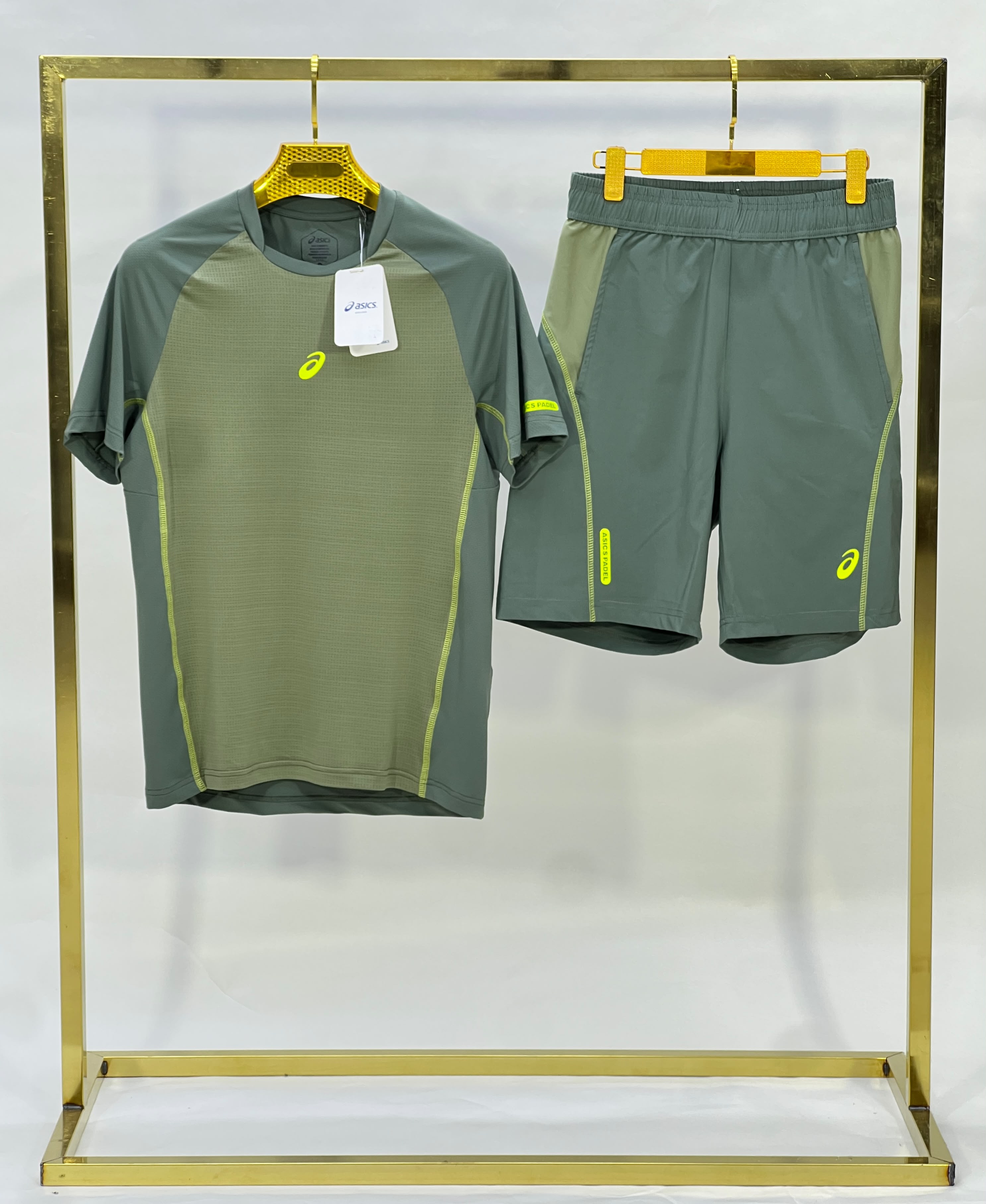 Ensemble Sport Premium ASICS – T-Shirt & Short Haute Qualité, Plusieurs Couleurs