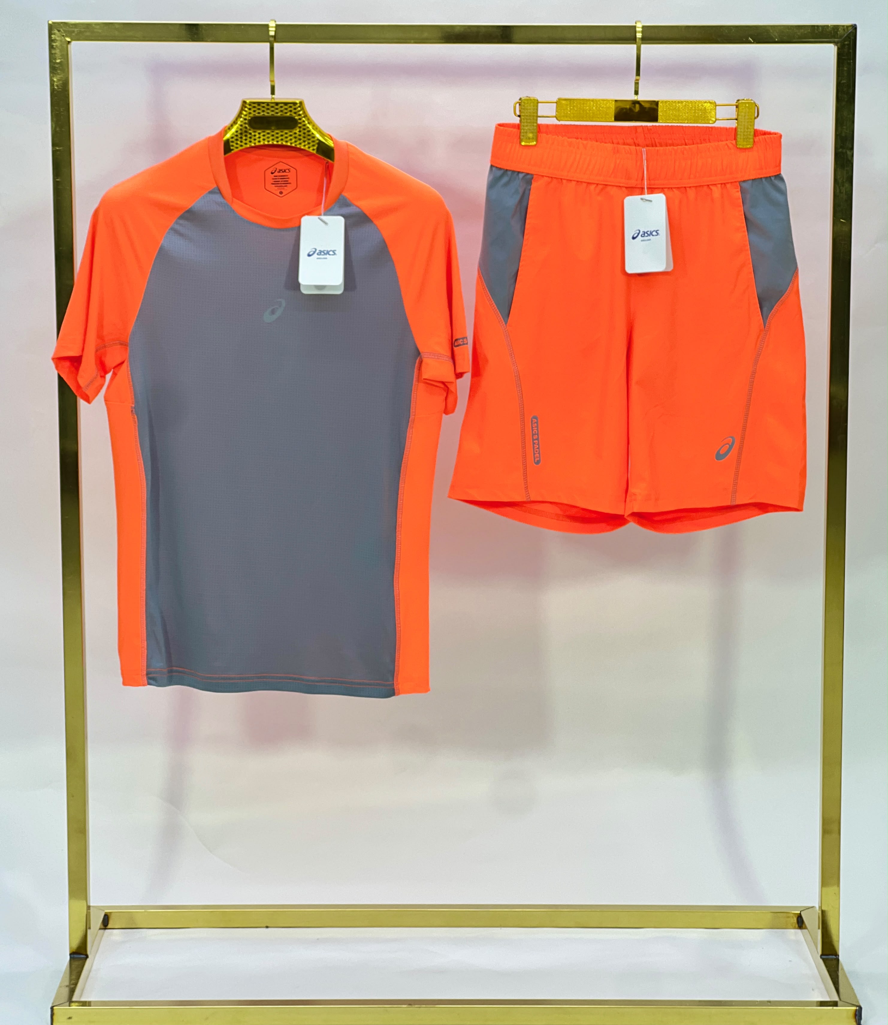 Ensemble Sport Premium ASICS – T-Shirt & Short Haute Qualité, Plusieurs Couleurs